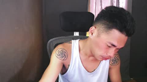 naughtyfuck_boy online show from 14, 7, 2026