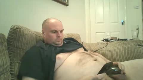 Snapshot of naughtygadget chatting on 6, 4, 2026 NaughtyGadget online show from 6, 4, 2026