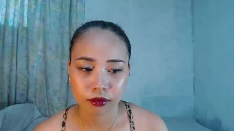 Snapshot of naughtyhotsexyjean chatting on 25, 6, 2026 miss jean online show from 25, 6, 2026