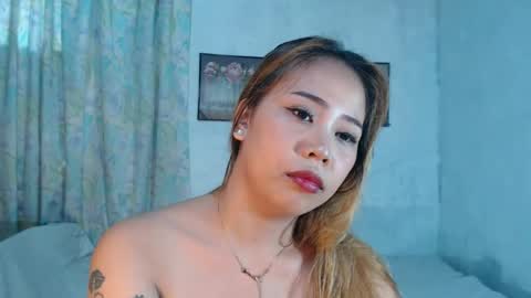 Snapshot of naughtyhotsexyjean chatting on 26, 6, 2026 miss jean online show from 26, 6, 2026