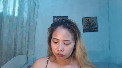 Snapshot of naughtyhotsexyjean chatting on 11, 7, 2026 miss jean online show from 11, 7, 2026