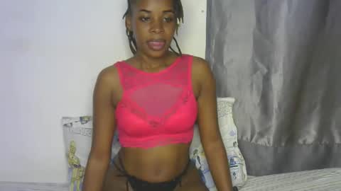 Snapshot of naughtyie chatting on 12, 9, 2025 naughtyie online show from 12, 9, 2025