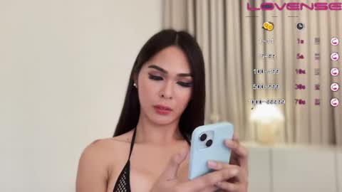 Snapshot of naughtymartinaxxx chatting on 31, 1, 2025 Martina online show from 31, 1, 2025