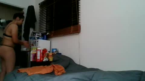 Snapshot of naughtynadia52 chatting on 8, 4, 2026 naughtynadia52 online show from 8, 4, 2026