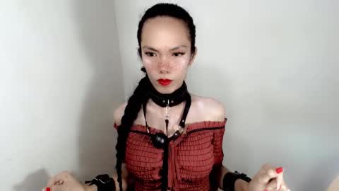 Snapshot of naughtypetiteangel chatting on 28, 9, 2025 naughtypetiteangel online show from 28, 9, 2025