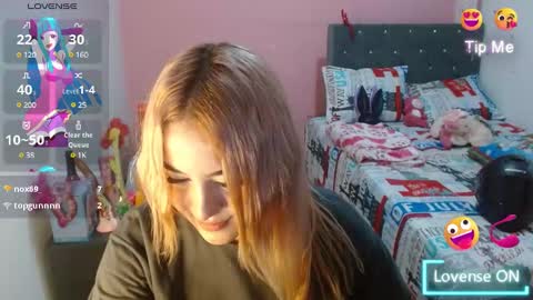 Snapshot of naughtyplayass chatting on 17, 12, 2024 naughtyplayass online show from 17, 12, 2024