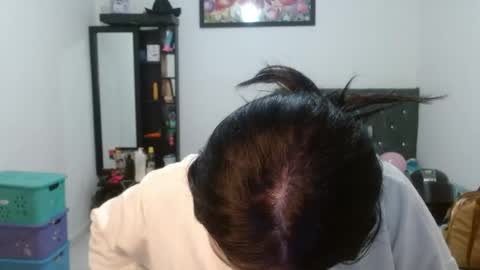 naughtyplayass online show from 17, 4, 2026