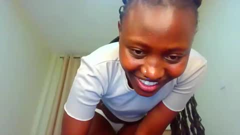 Snapshot of naughtyqueen12 chatting on 13, 9, 2025 naughtyqueen12 online show from 13, 9, 2025