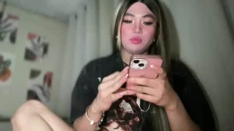 Rose Wilson online show from 16, 12, 2024