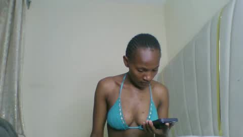 Snapshot of naughtyruby12 chatting on 18, 9, 2025 shyreen online show from 18, 9, 2025