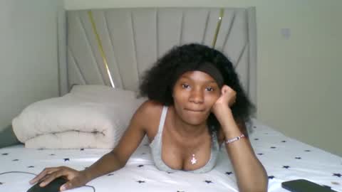 Snapshot of naughtyruby12 chatting on 8, 10, 2025 shyreen online show from 8, 10, 2025