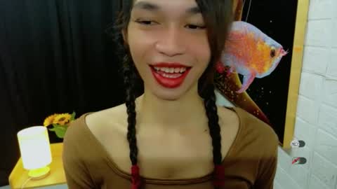 Snapshot of naughtysunshinepinay chatting on 8, 9, 2025 Celine online show from 8, 9, 2025