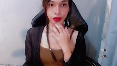 Snapshot of naughtysunshinepinay chatting on 1, 10, 2025 Celine online show from 1, 10, 2025