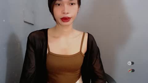 Snapshot of naughtysunshinepinay chatting on 1, 10, 2025 Celine online show from 1, 10, 2025