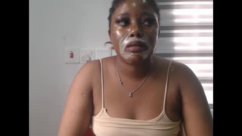 Snapshot of naughtyxpussyx chatting on 14, 10, 2025 naughtyxpussyx online show from 14, 10, 2025