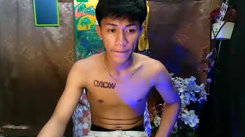 Snapshot of naugthyboyloy chatting on 11, 9, 2025 Loy online show from 11, 9, 2025