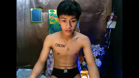 Snapshot of naugthyboyloy chatting on 18, 9, 2025 Loy online show from 18, 9, 2025