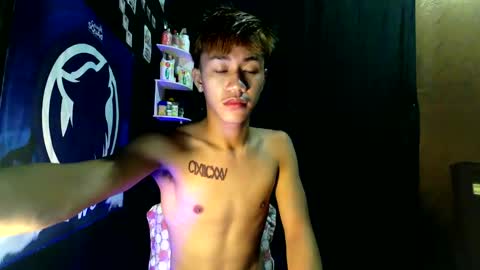 Snapshot of naugthyboyloy chatting on 26, 10, 2025 Loy online show from 26, 10, 2025