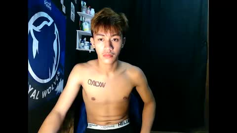 Snapshot of naugthyboyloy chatting on 5, 11, 2025 Loy online show from 5, 11, 2025