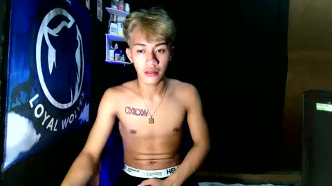 Snapshot of naugthyboyloy chatting on 11, 11, 2025 Loy online show from 11, 11, 2025