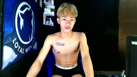 Snapshot of naugthyboyloy chatting on 23, 11, 2025 Loy online show from 23, 11, 2025