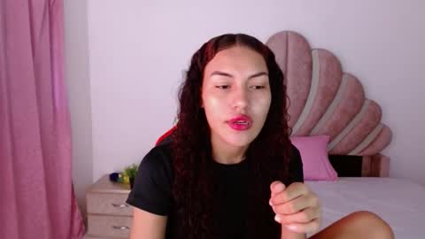 naya_fox1 online show from 3, 2, 2026