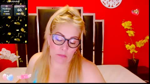 Snapshot of nayla_garner chatting on 6, 1, 2025 Lady Nayla online show from 6, 1, 2025
