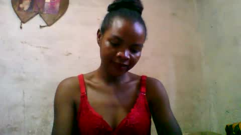 Snapshot of naylah313 chatting on 2, 3, 2026 Nayla online show from 2, 3, 2026