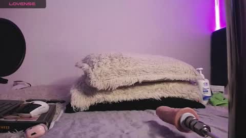 nea--  online show from 16, 4, 2026