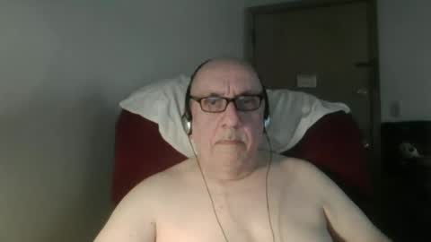 Snapshot of needlesslove chatting on 2, 7, 2026 Tom online show from 2, 7, 2026