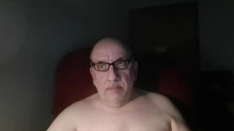 Snapshot of needlesslove chatting on 4, 7, 2026 Tom online show from 4, 7, 2026