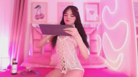 nefera_nox online show from 18, 12, 2025