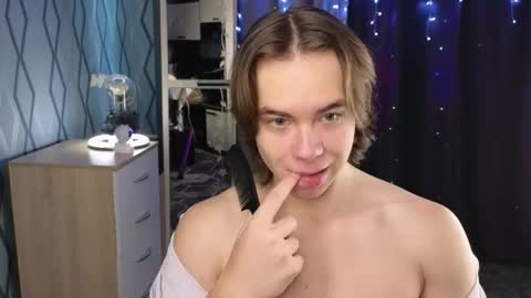 Negan online show from 12, 10, 2025