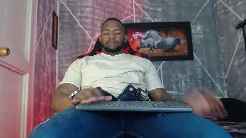 negritomeloso_k18 online show from 19, 1, 2026