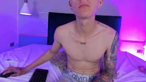 Snapshot of neill_lorde chatting on 17, 12, 2025 Neill online show from 17, 12, 2025