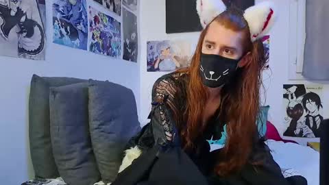 Snapshot of neko_nyaaa chatting on 11, 10, 2025 Neko online show from 11, 10, 2025