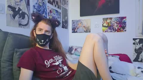 Snapshot of neko_nyaaa chatting on 12, 10, 2025 Neko online show from 12, 10, 2025