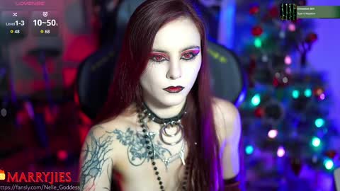 Snapshot of nelle_ chatting on 2, 1, 2025    online show from 2, 1, 2025