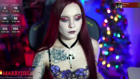 Snapshot of nelle_ chatting on 10, 1, 2025    online show from 10, 1, 2025