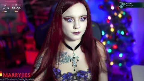 Snapshot of nelle_ chatting on 10, 1, 2025    online show from 10, 1, 2025