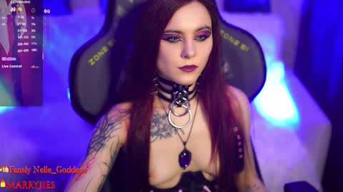 Snapshot of nelle_ chatting on 17, 9, 2025    online show from 17, 9, 2025