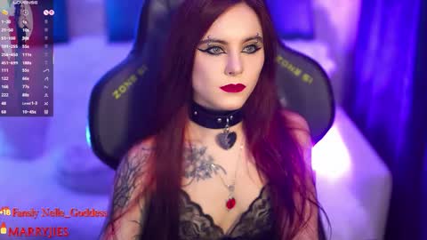 Snapshot of nelle_ chatting on 18, 9, 2025    online show from 18, 9, 2025