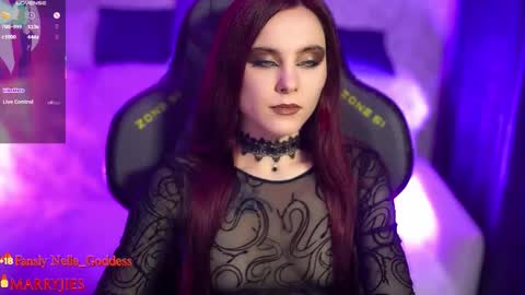 Snapshot of nelle_ chatting on 9, 10, 2025    online show from 9, 10, 2025