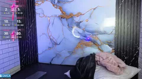 Salome Nena cupcake online show from 15, 10, 2025