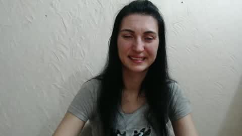 Nensy online show from 4, 1, 2025