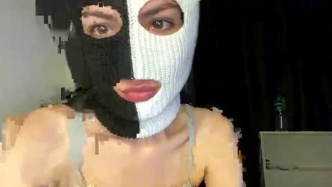 Snapshot of nensyxgenry chatting on 21, 5, 2026 Fieryblow online show from 21, 5, 2026