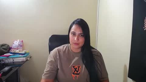 Snapshot of neny445 chatting on 16, 12, 2024 kelly lopez online show from 16, 12, 2024