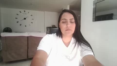 Snapshot of neny445 chatting on 15, 9, 2025 kelly lopez online show from 15, 9, 2025