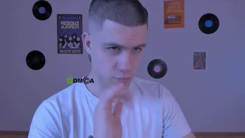 Snapshot of neo_raze_ chatting on 3, 3, 2026 neo_raze_ online show from 3, 3, 2026