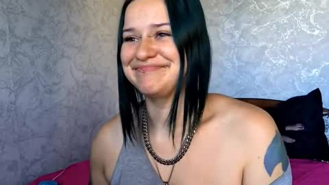 Snapshot of neonnectar_ chatting on 13, 9, 2025 Ada online show from 13, 9, 2025